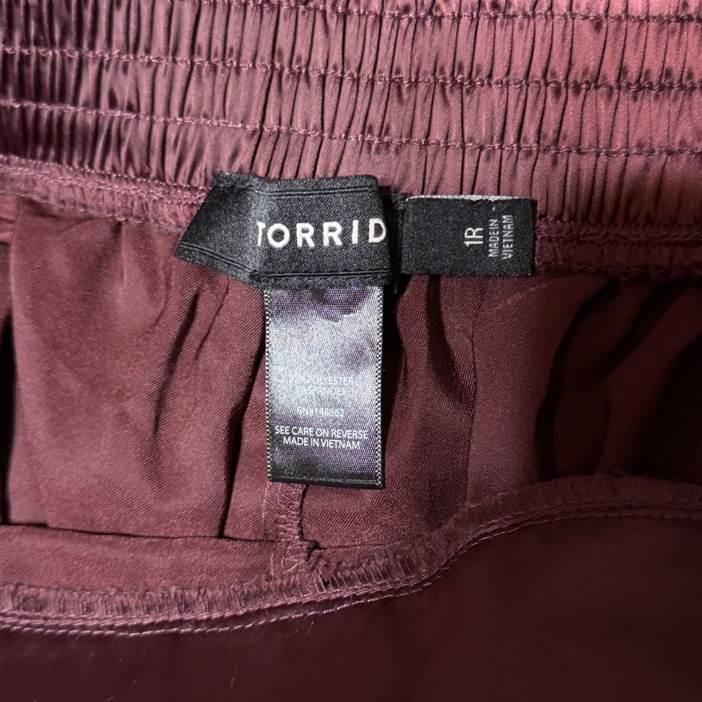 Torrid Wide Leg Pants Size 1X Rich Mahogany Brown Satin Contemporary Chic - Picture 4 of 6